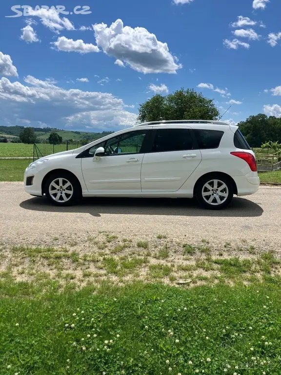 Peugeot 308 1,6 SW - fotka 6