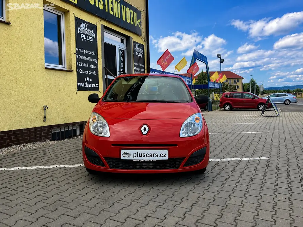 Renault Twingo 1,2i (43kW)*STK DO 8/2028* - fotka 3