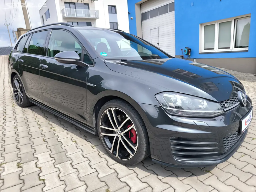 Volkswagen Golf, GTD 2.0 TDi 135KW - fotka 3