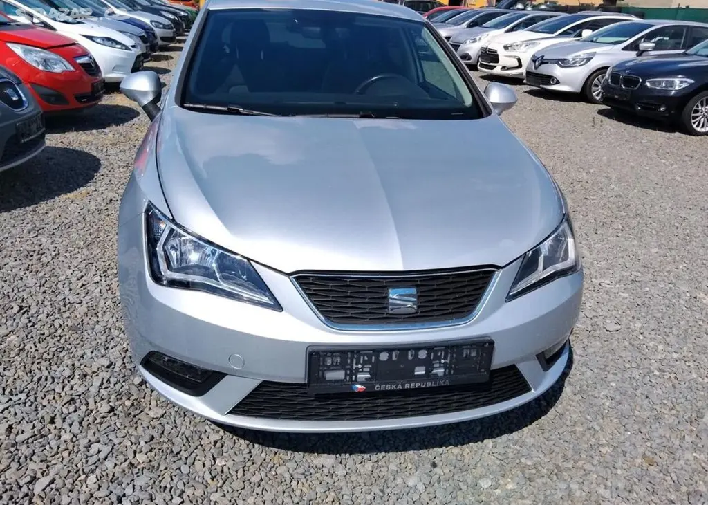 Seat Ibiza 1.0 TSI Klima, Tempomat benzín manuální - fotka 4