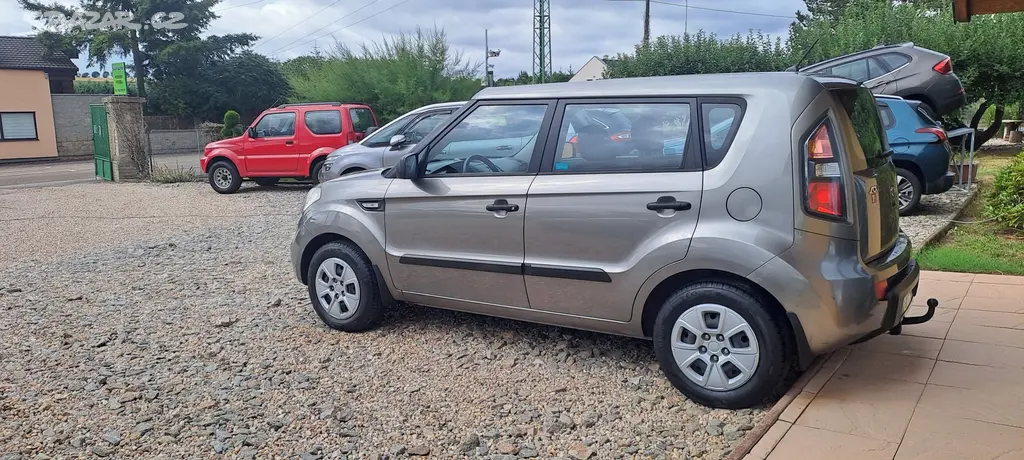 Kia Soul 1.6 CVVT 93kW ČR 1.MAJITEL - fotka 4