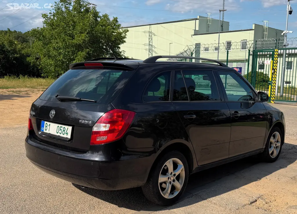 škoda fabia 1.2 TSI STYLE r.v.10/2014 nové logo - fotka 5