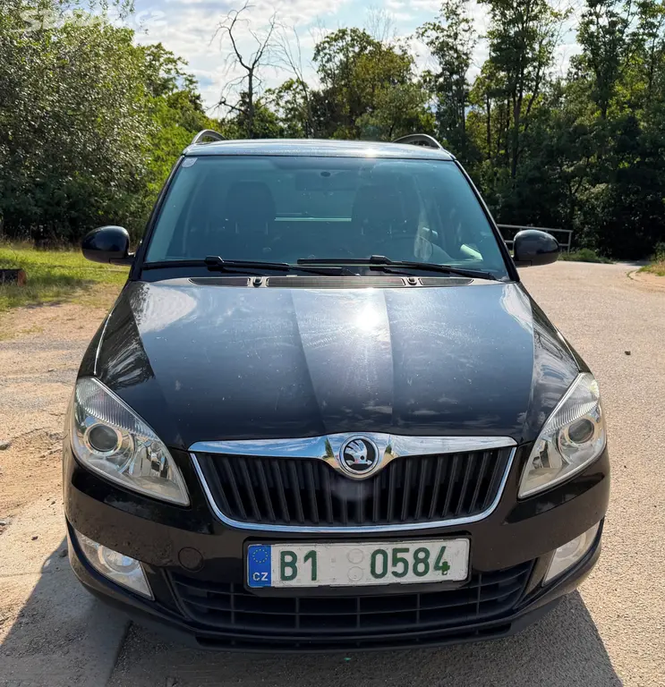 škoda fabia 1.2 TSI STYLE r.v.10/2014 nové logo - fotka 3