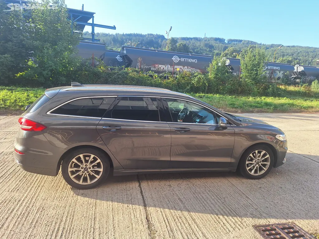 Ford Mondeo Kombi 2.0 TDCi 110 kW AUTOMAT | 2020 - fotka 6