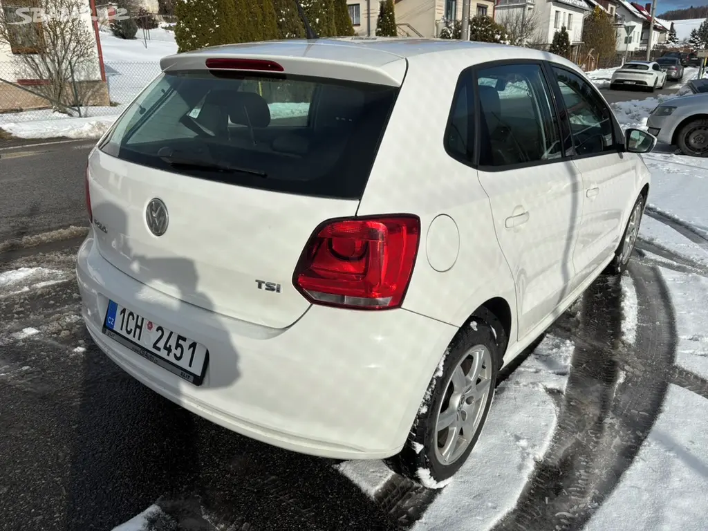Volkswagen Polo 1.2 TSI 66 kW | 2012 | 137 000 km - fotka 4