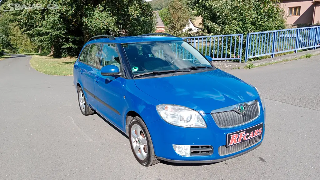 Škoda Fabia 1.4i 16V Kombi 2 63kW,2009,TEMPOMAT - fotka 2