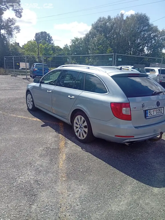 Škoda Superb II 2,0 TDI 125Kw Automat DSG - fotka 3