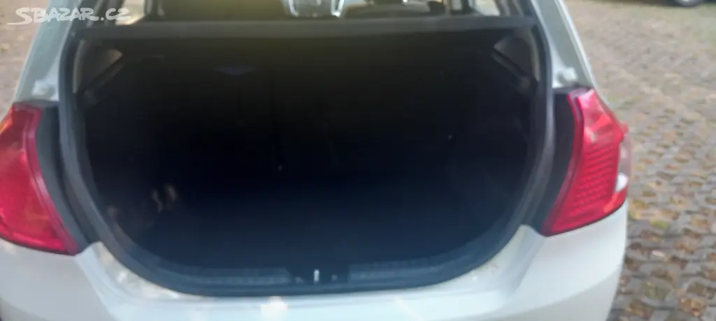 Kia Ceed 1.4 - fotka 4
