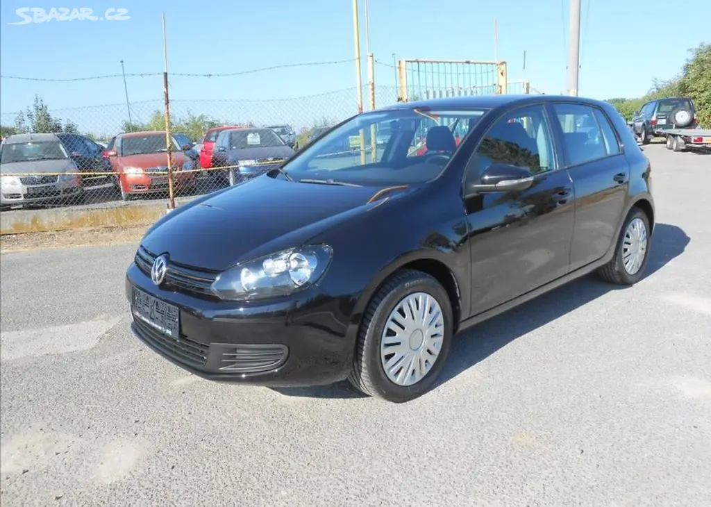 Volkswagen Golf 1,4 i 59kW SERVISKA 34 tis.KM