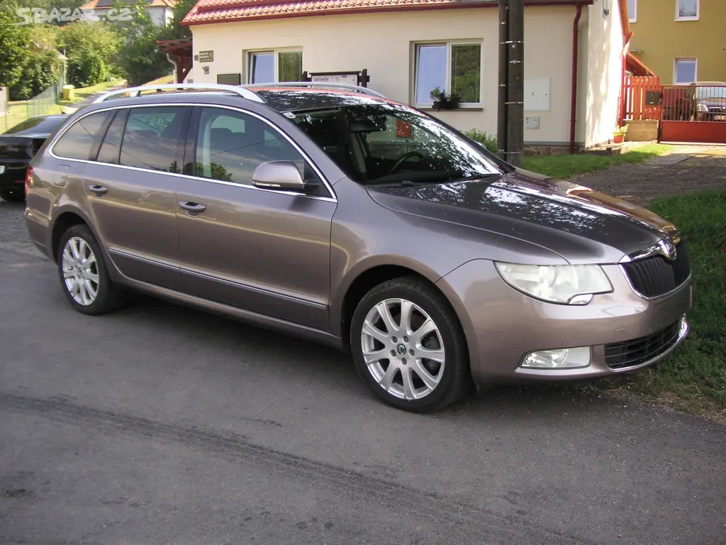 Škoda Superb 2 2.0 TDi - Serviska - fotka 2