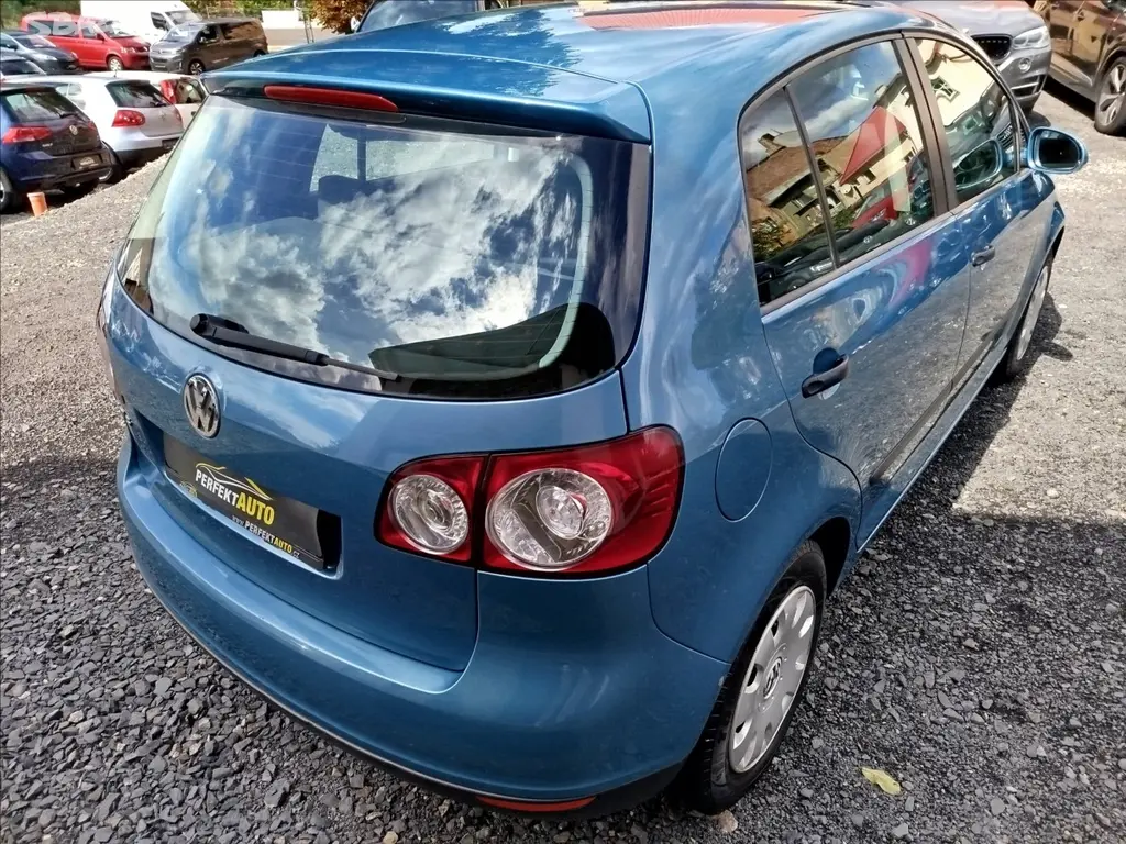 Volkswagen Golf Plus, 1,4 i 55kW, Klimatronic,Výhřev - fotka 6