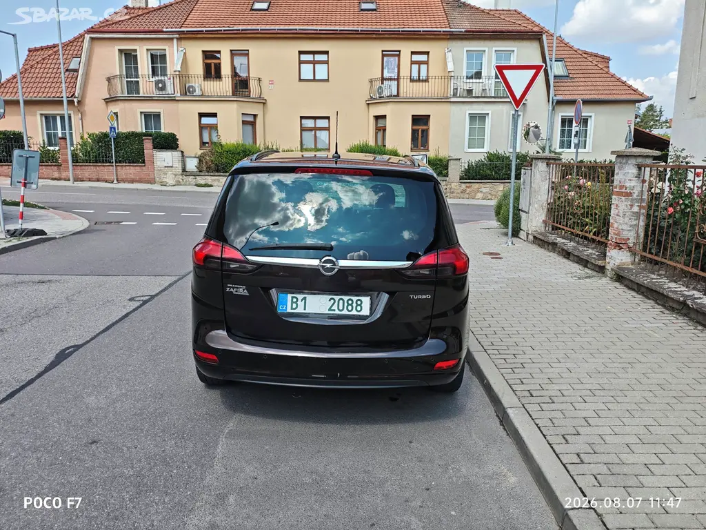 Opel Zafira 1.4 103kw - fotka 2