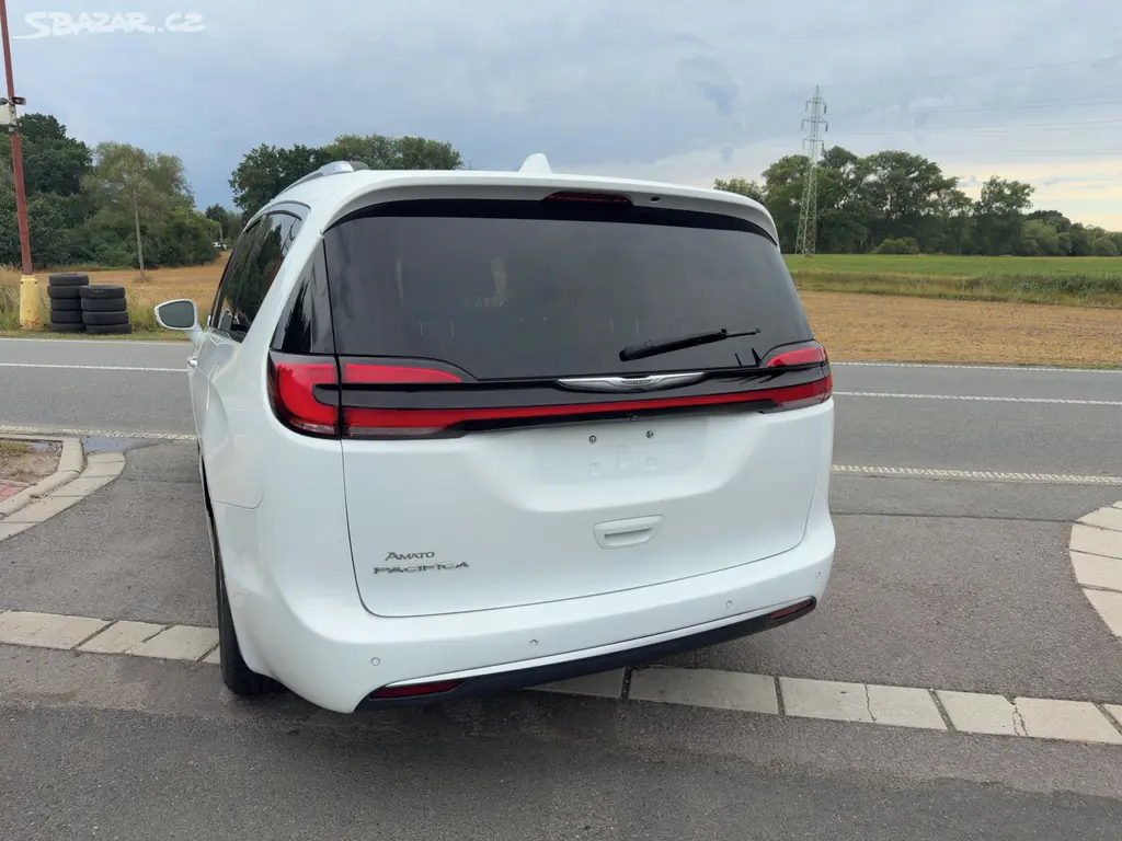 Chrysler Pacifica 3,6 Pentastar Radar NEW 2021 - fotka 5
