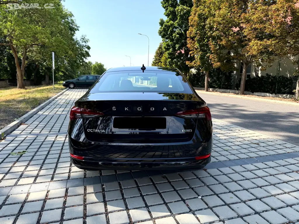 Škoda Octavia 1.0 TSI MHEV E-TEC 81 kW - fotka 5