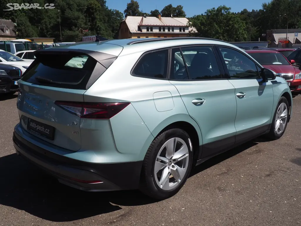 2021 Škoda Enyaq iV 60 (132 kW) - Suite - fotka 4