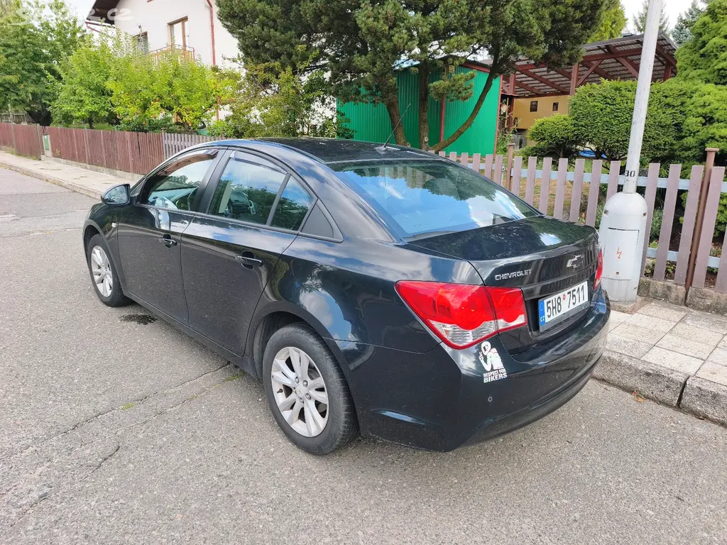 Chevrolet Cruze 1.6 91kw - fotka 5