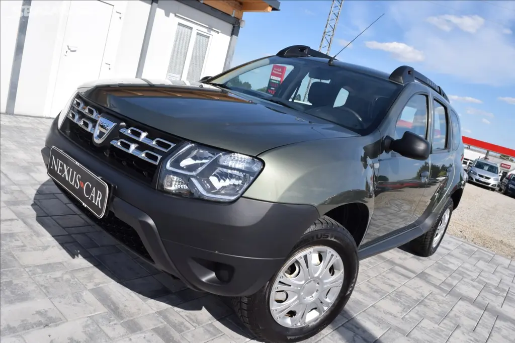 Dacia Duster, 1,6 I 77KW NÍZKÉ KM 2XKOLA TOP