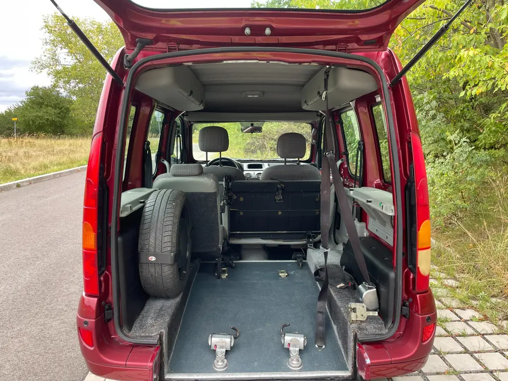 Renault Kangoo pro převoz vozíčkáře - fotka 5