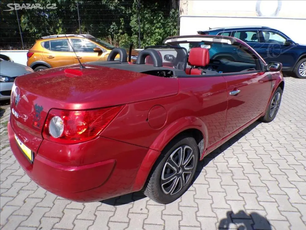 Renault Megane 2,0 16V CC - fotka 4