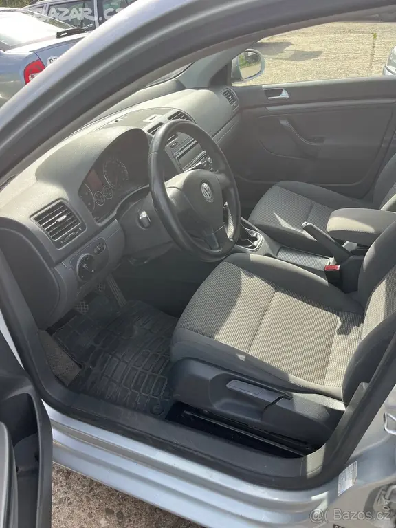 Klimatr,ser.kn,el.zr,VW Golf Variant 1.6 TDI 77 kw - fotka 5