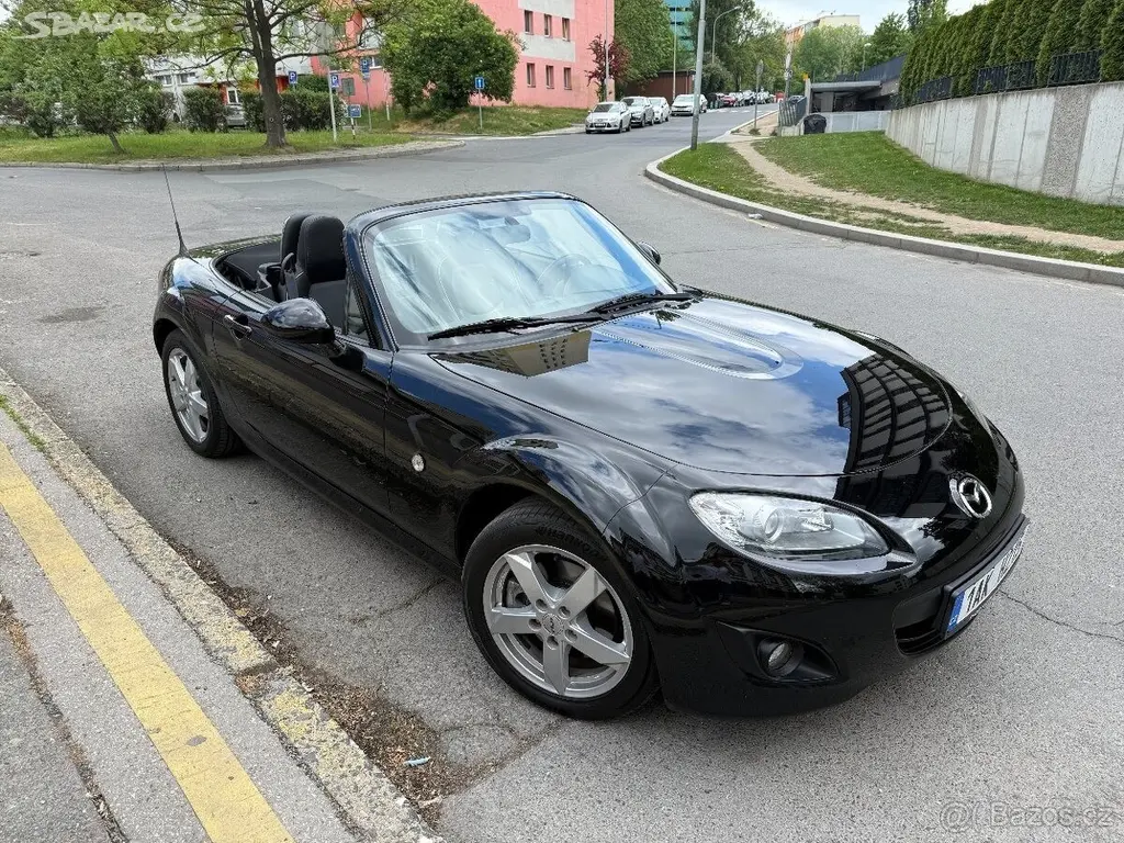 Mazda MX-5 1,8 93 kW | 2010 | krásný stav - fotka 4