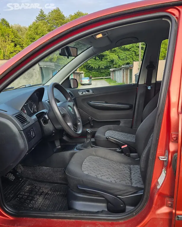 Škoda Fabia 1.2 HTP 40kw Servisní knížka - fotka 6