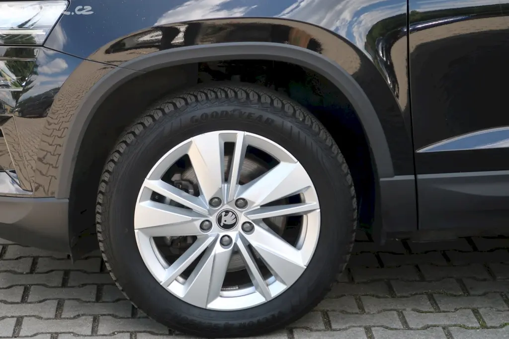 Škoda Karoq, TOP Selection 1.5 TSI 110 kW - fotka 6