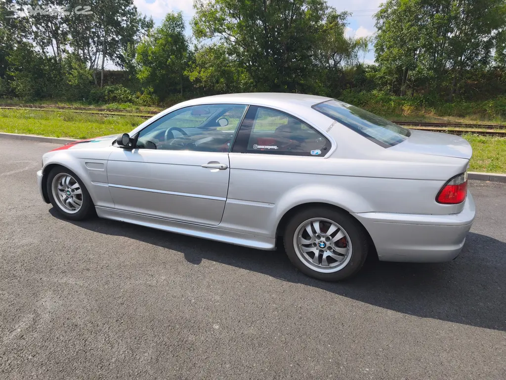 BMW E46 coupe 328i manual - fotka 5