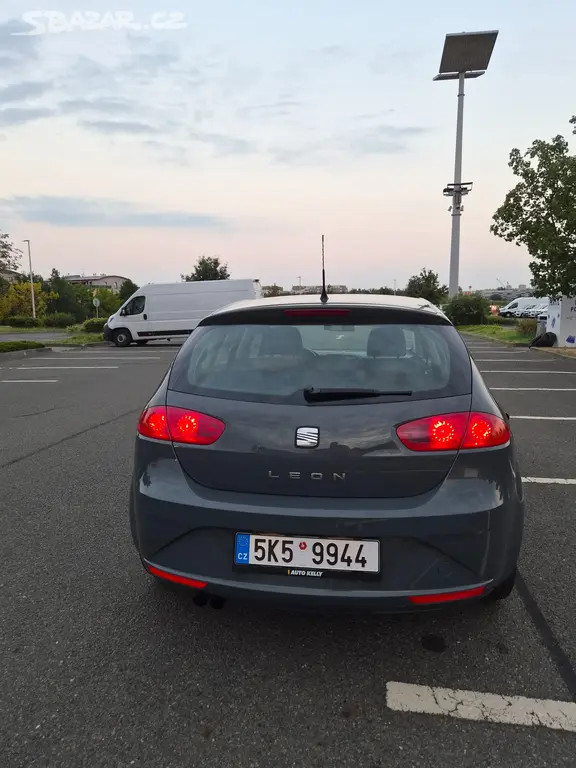 Seat Leon 1.4tsi - fotka 4