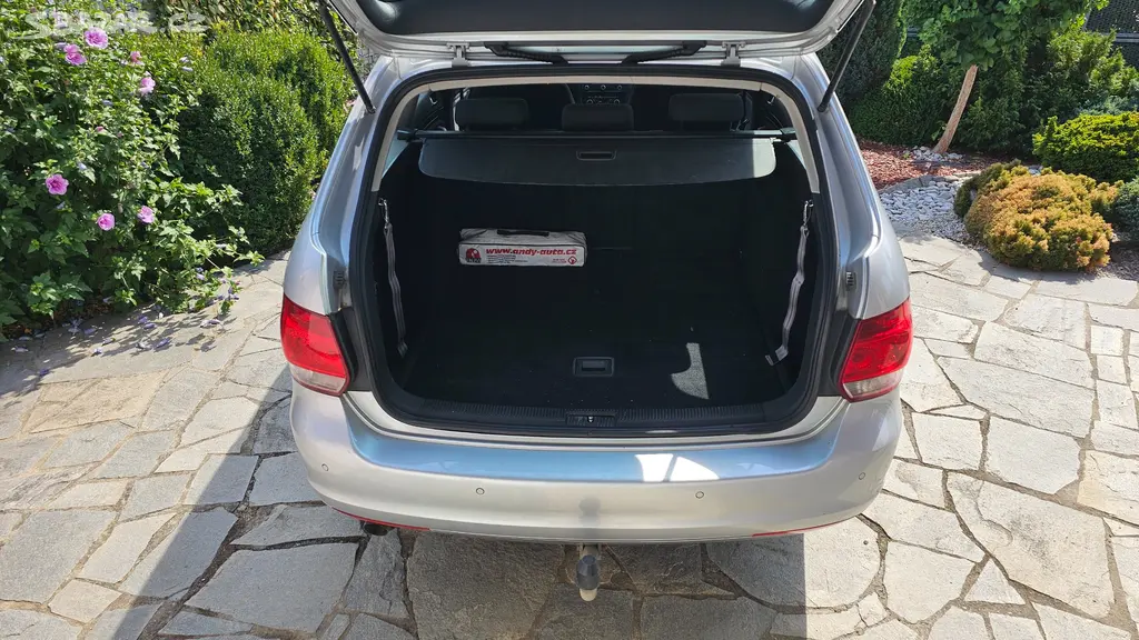 Volkswagen Golf VI Variant 1.6 TDI 77kW - fotka 4