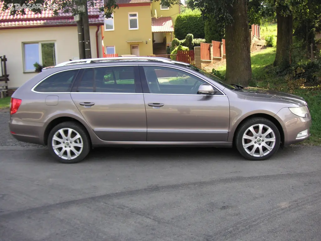 Škoda Superb 2 2.0 TDi - Serviska - fotka 4