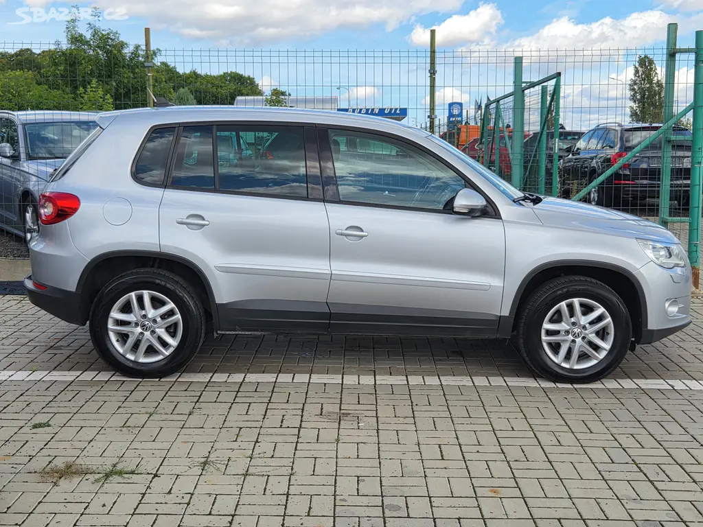 Volkswagen Tiguan, 2.0 TDI 4x4 XENONY - fotka 2