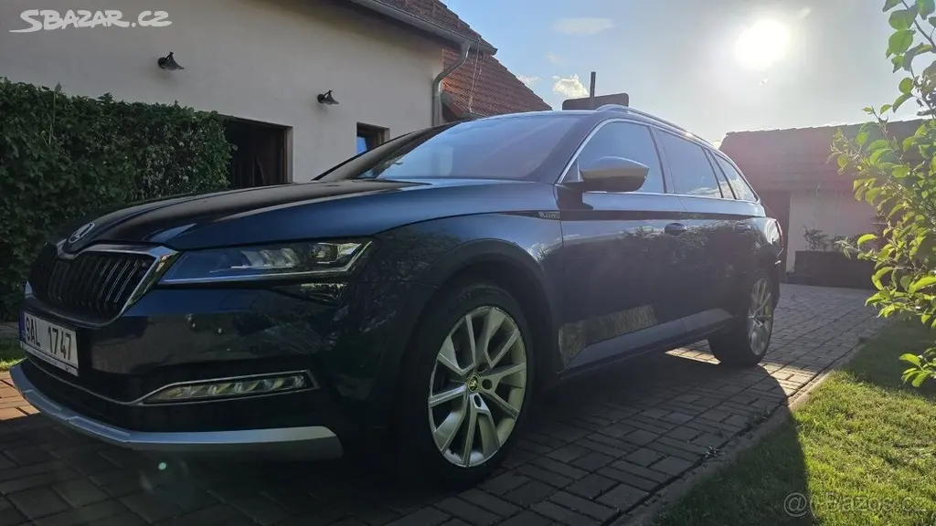 Škoda Superb 2,0 Scout TDI - 2022 - fotka 2
