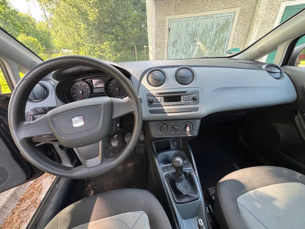 Seat Ibiza 1.2 TSI 77 kW | 2013 | Pouze 96 000 km - fotka 5