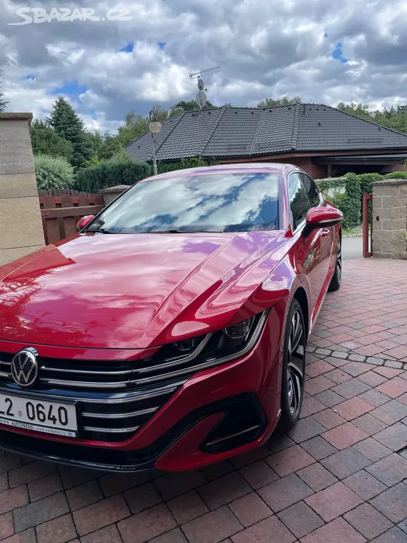 WV Arteon Shooting Brake R-Line 2,0TDI - fotka 2