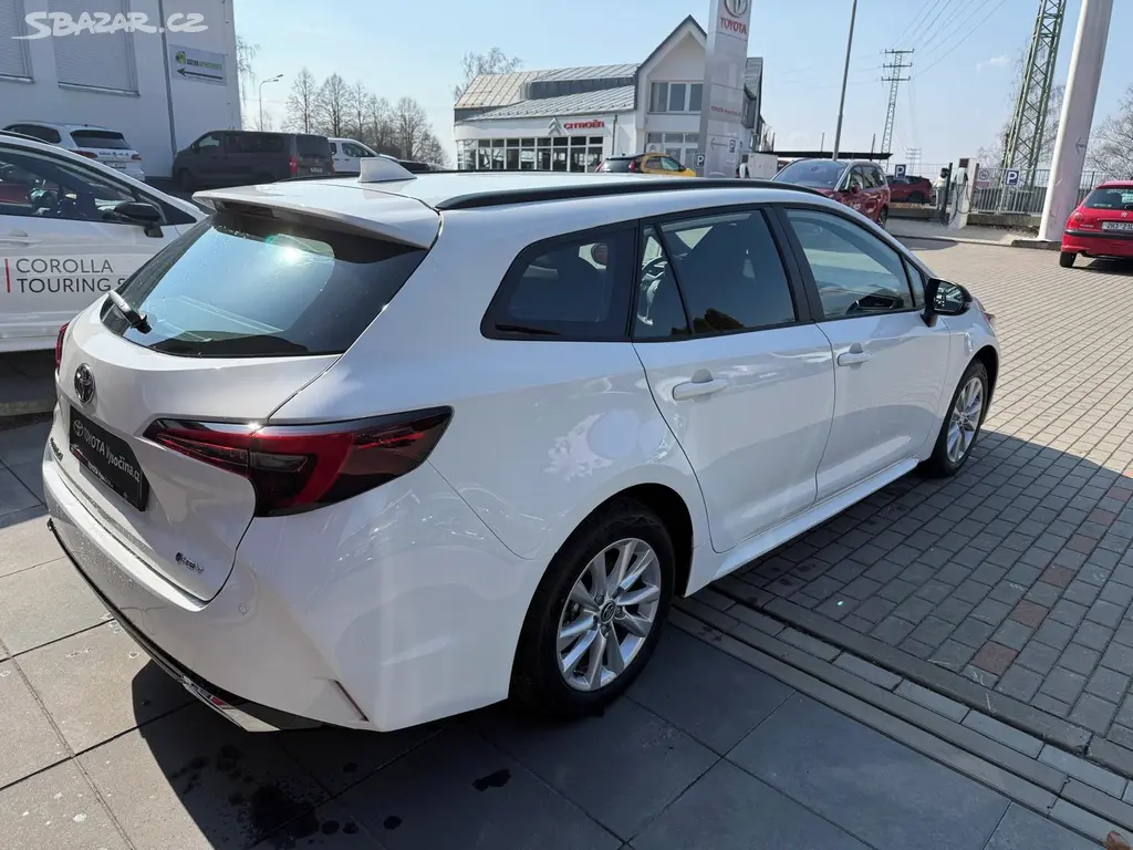 Toyota Corolla, 1.8HEV 140PS Comfort pak. Tech - fotka 5