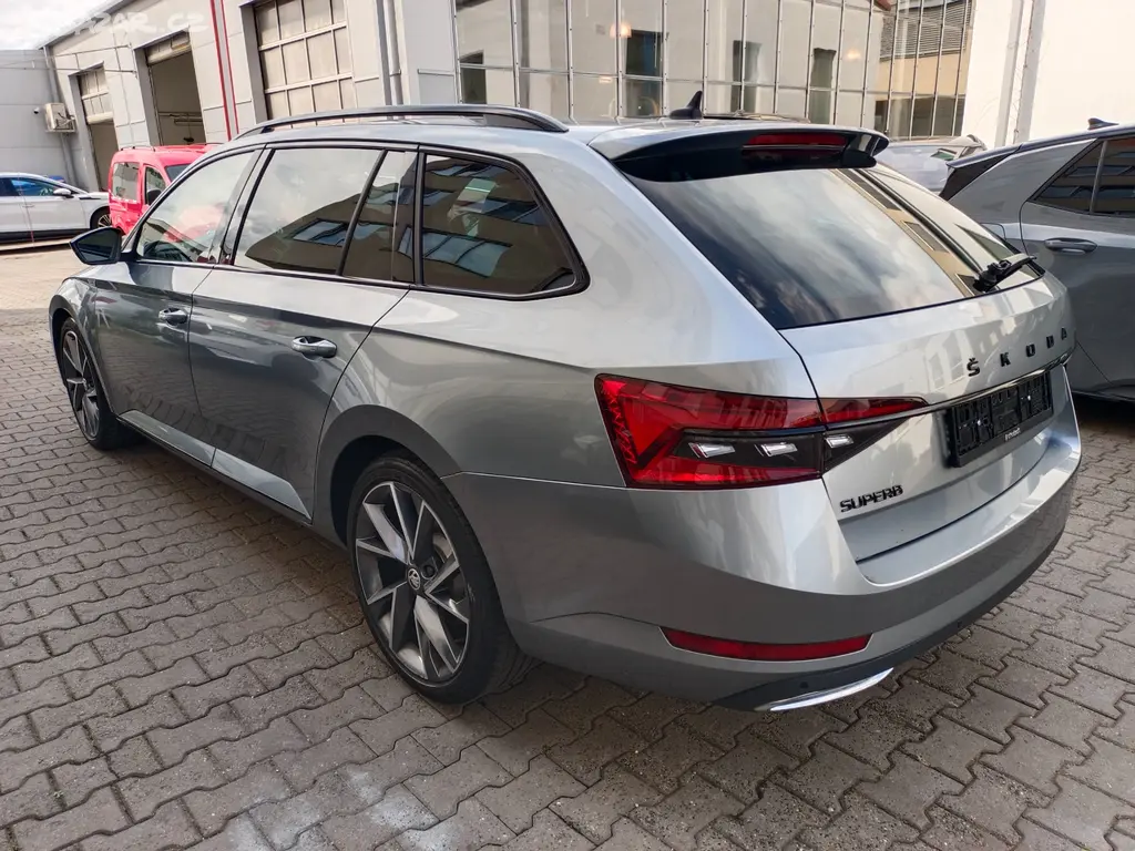 Škoda Superb 3 Combi Sportline 2.0 TDI 147kW DSG - fotka 3