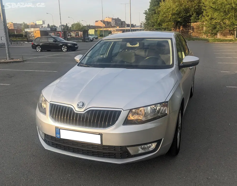 škoda octavia kod CZJA - fotka 2
