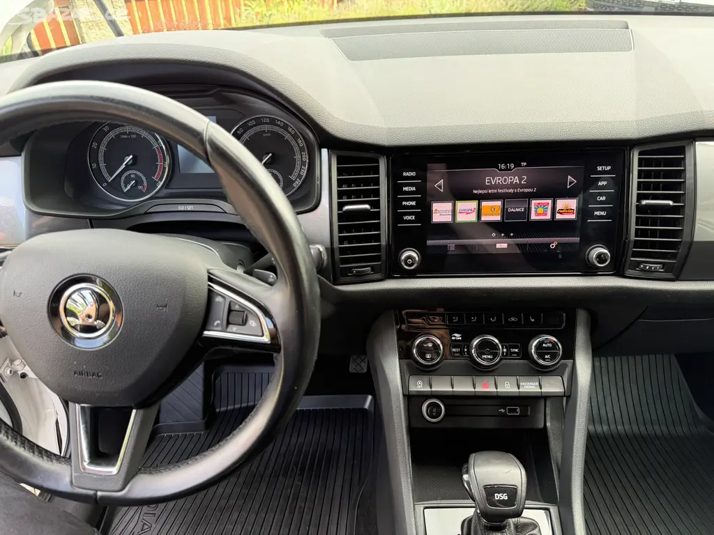 Škoda Kodiaq, 110 kW, DSG, 7 míst, el. tažné - fotka 6