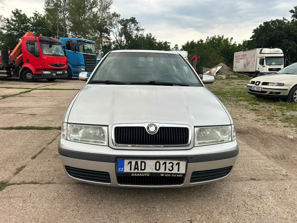 Klima, Výbava Elegance, Škoda Octavia 2.0 MPI 85kw