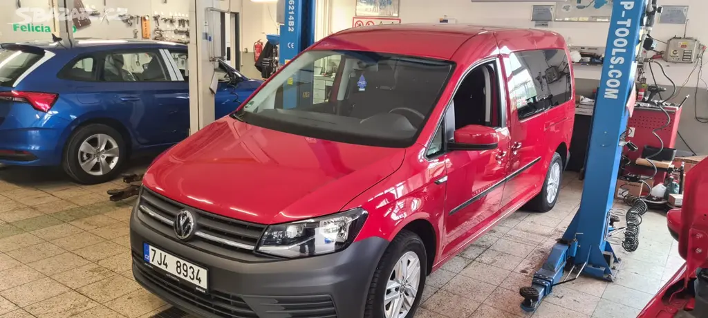 VW Caddy 1,0TSi r.v.2017 maxi, 7 míst
