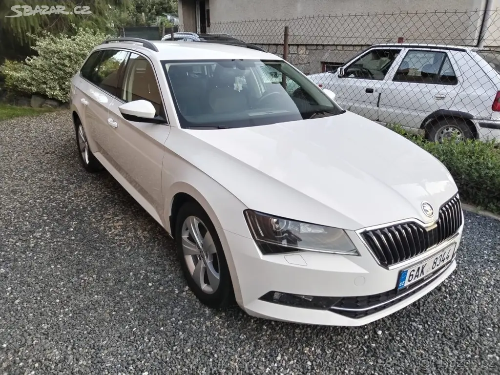 Škoda Superb 2,0 tdi 110kw 2017 - fotka 2