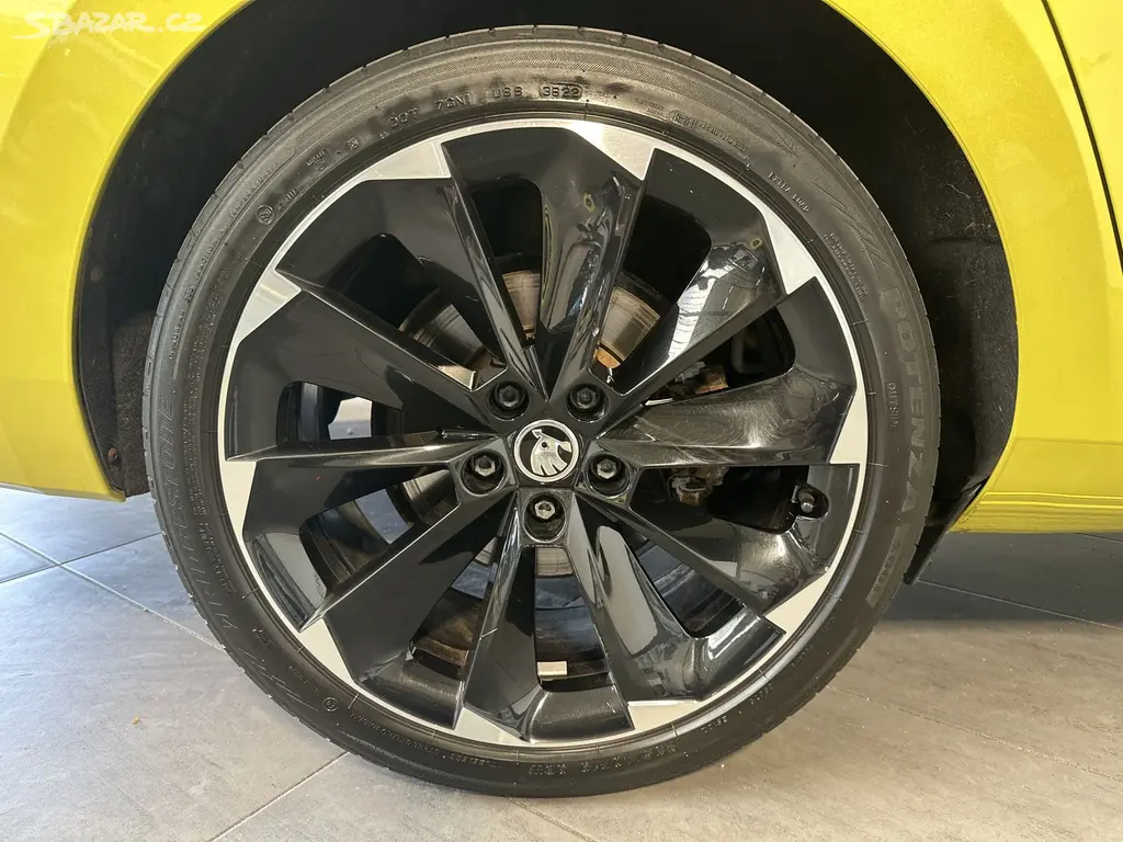SKODA Superb 2.0 TDI DSG Sportline 4x4 - fotka 6