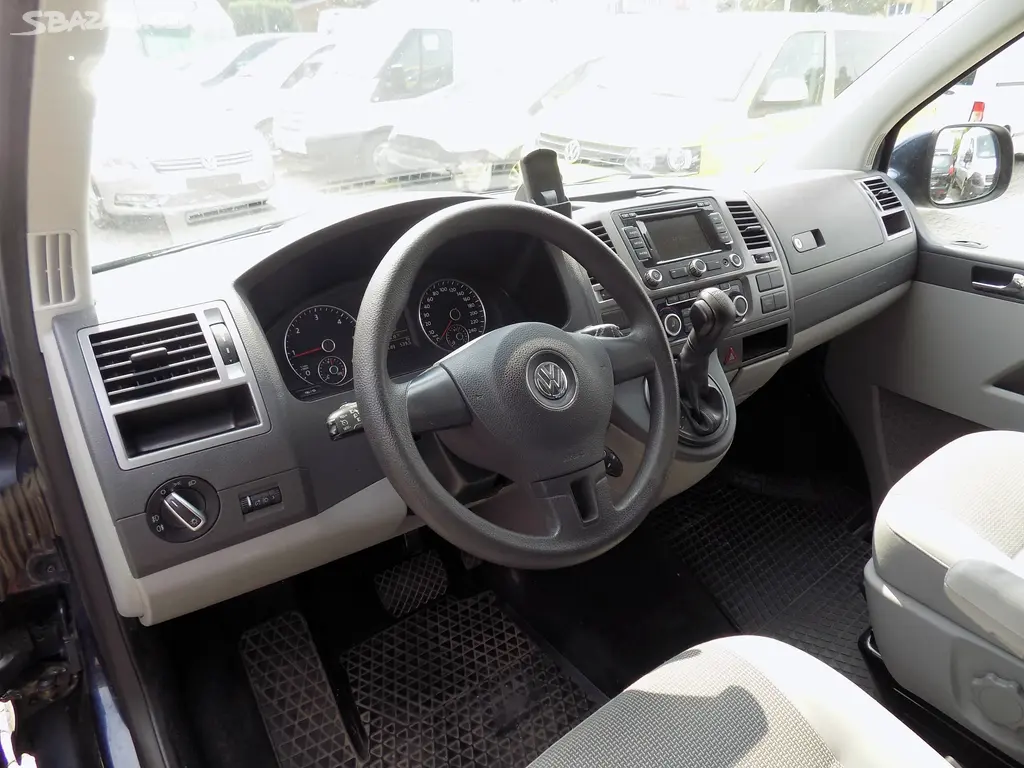 Volkswagen Caravelle 2.0 TDI 103 KW COMFORT NAVI - fotka 5