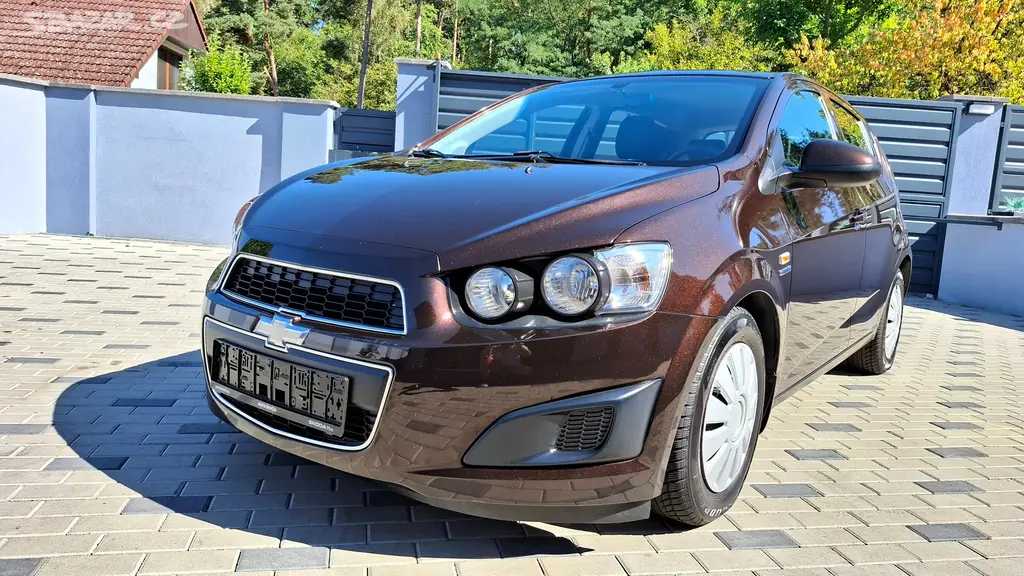 Chevrolet Aveo 1,2i - 63kw. SLUŠNÝ STAV - NOVÁ STK