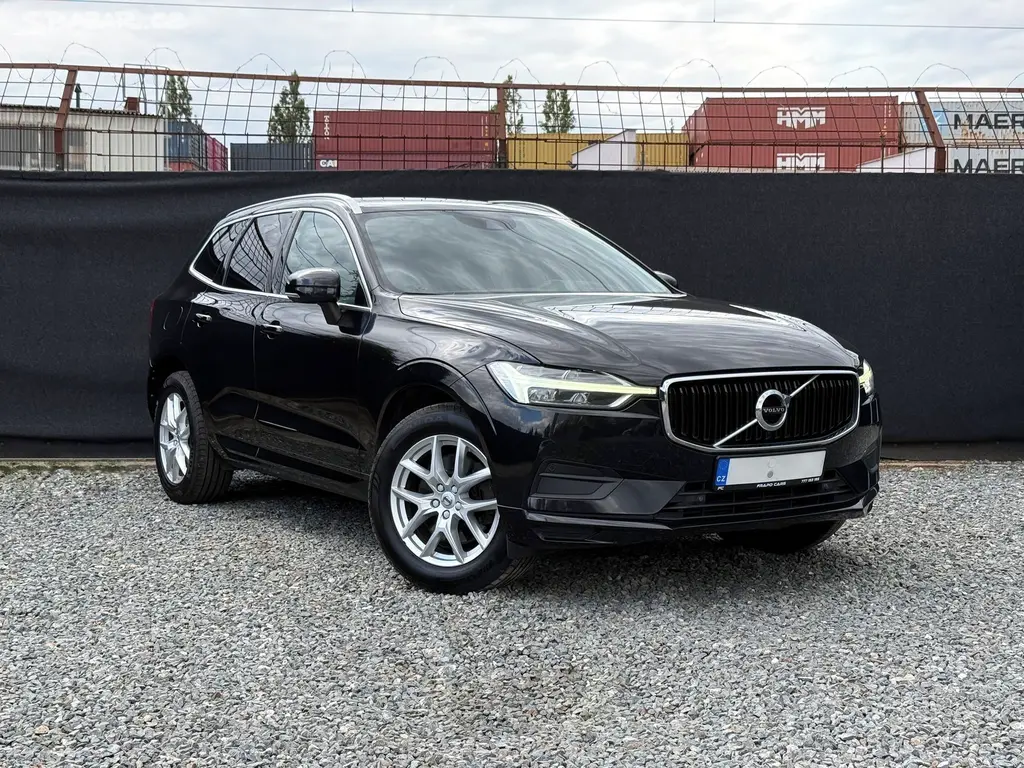 Volvo XC60 2.0 D4 140kW AWD Momentum 2018