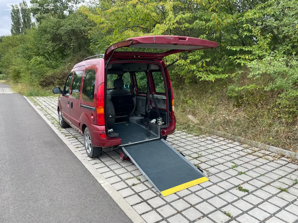 Renault Kangoo pro převoz vozíčkáře