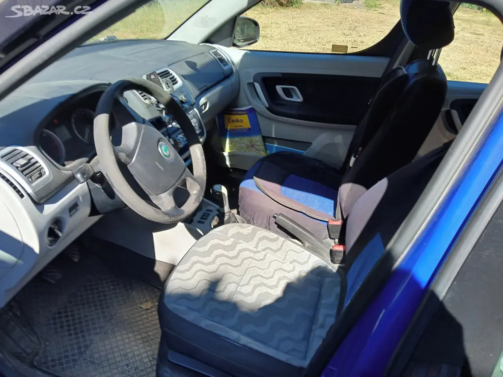 Automobil Roomster - fotka 6
