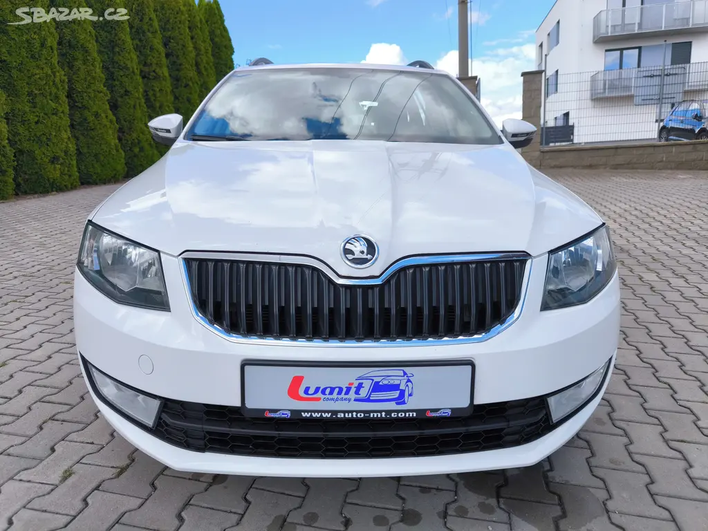 Škoda Octavia, 1.6 TDi Style - fotka 2