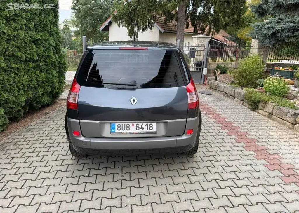 Renault Scénic 1,6i / 16V - 83Kw benzín manuální - fotka 5